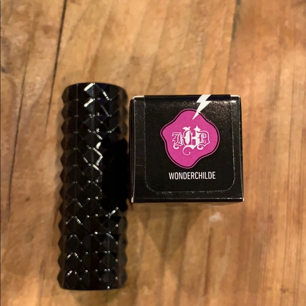 Kat Von D studded kiss lipstick